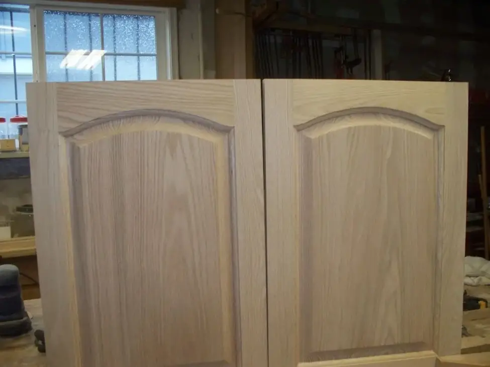 Arched cabinet door styles